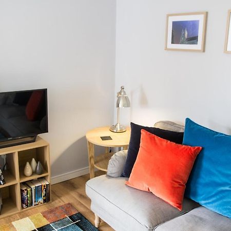 Shaftesbury Modern Annexe Appartement Buitenkant foto